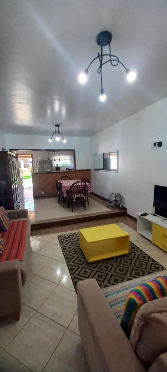 Gran Casa, Chalet, Con Piscina En *
